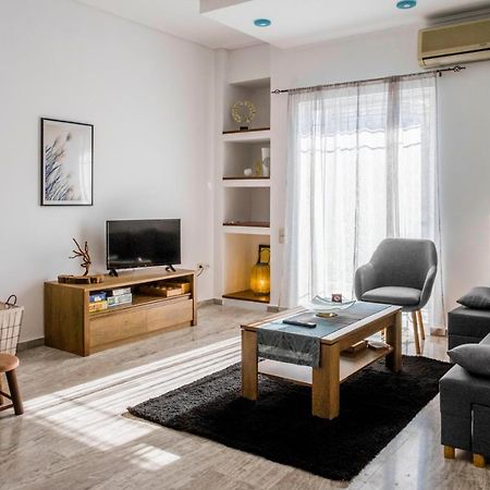The Home Sweet Home - Family Friendly 2 Floor Apartment Kalamáta Eksteriør bilde