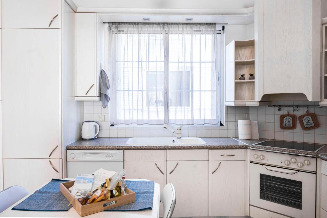 The Home Sweet Home - Family Friendly 2 Floor Apartment Kalamáta Eksteriør bilde